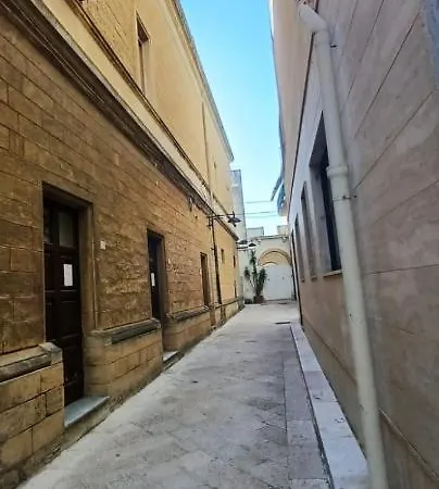 La Corte Dell'orologio Oda ve Kahvaltı 3*