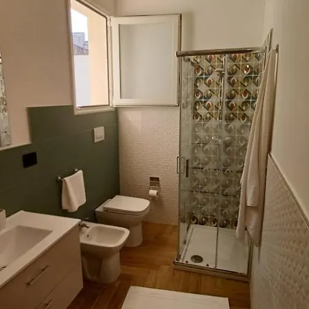 Oda ve Kahvaltı La Corte Dell'orologio Trepuzzi